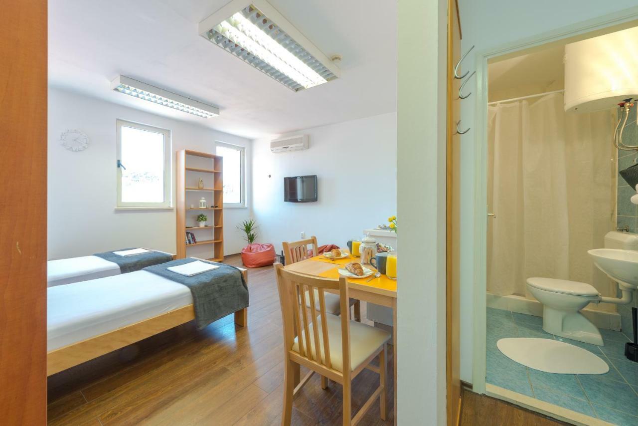 Ivona Apartament *